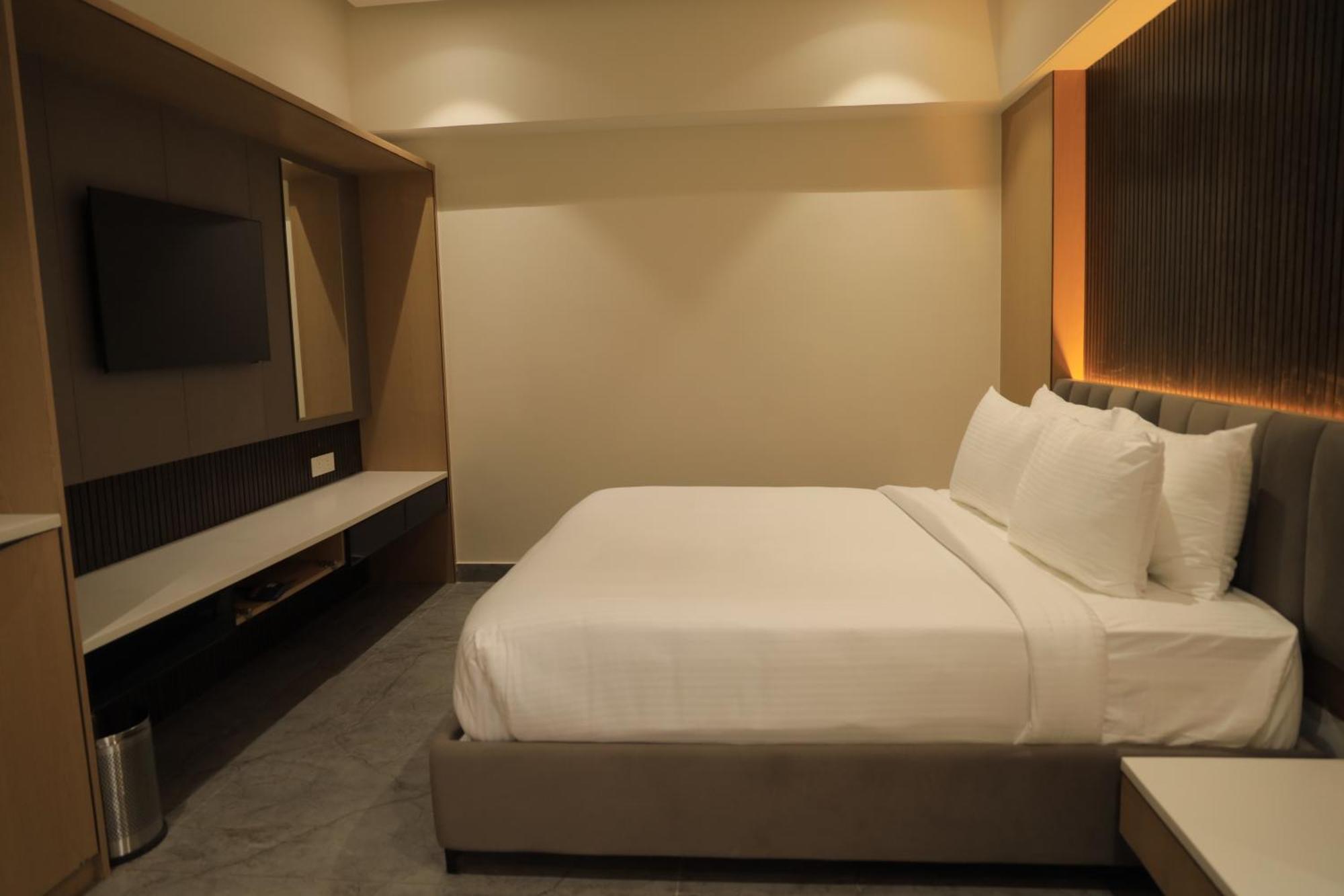 Vantara Suites Vellore Dış mekan fotoğraf