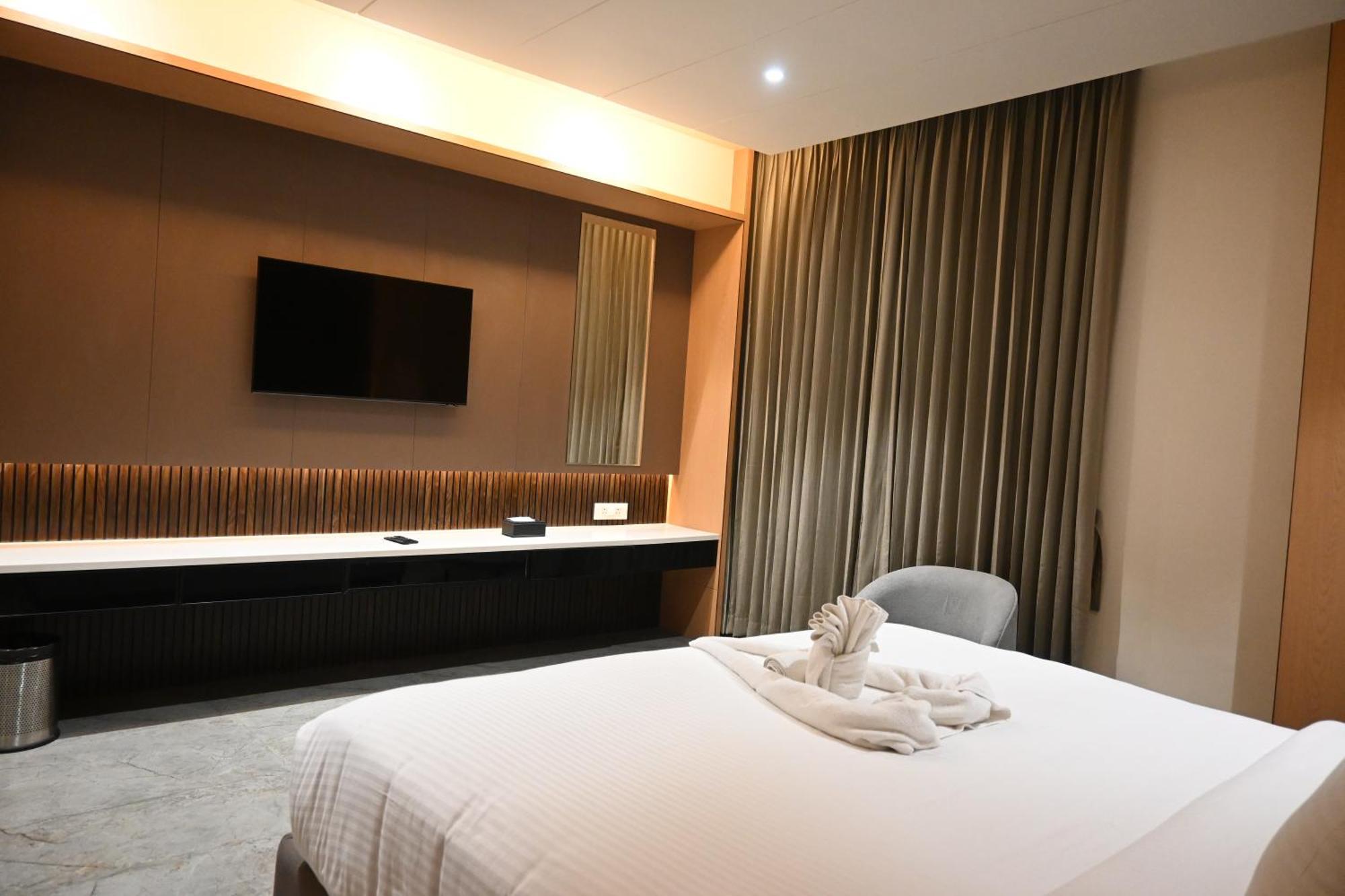 Vantara Suites Vellore Dış mekan fotoğraf