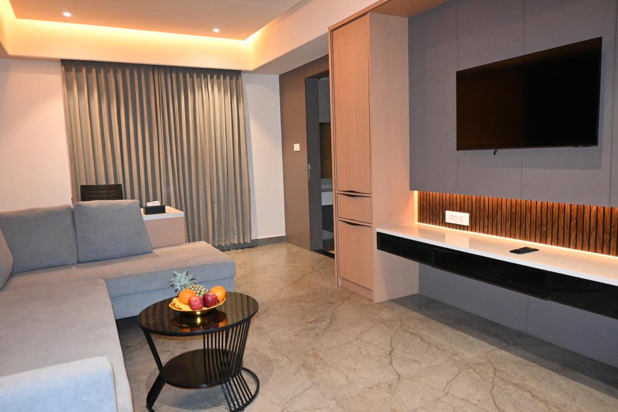 Vantara Suites Vellore Dış mekan fotoğraf